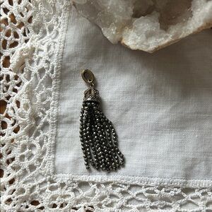 Kendra Scott Tassle Charm in Vintage Gold